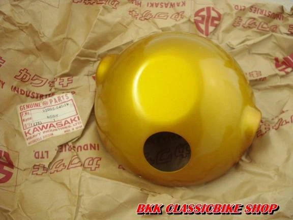 NOS Kawasaki G7 G7S G7T G7TA KH100 Headlight Case BODY LIGHT P/N  23005-041-1V - Image 2 of 4