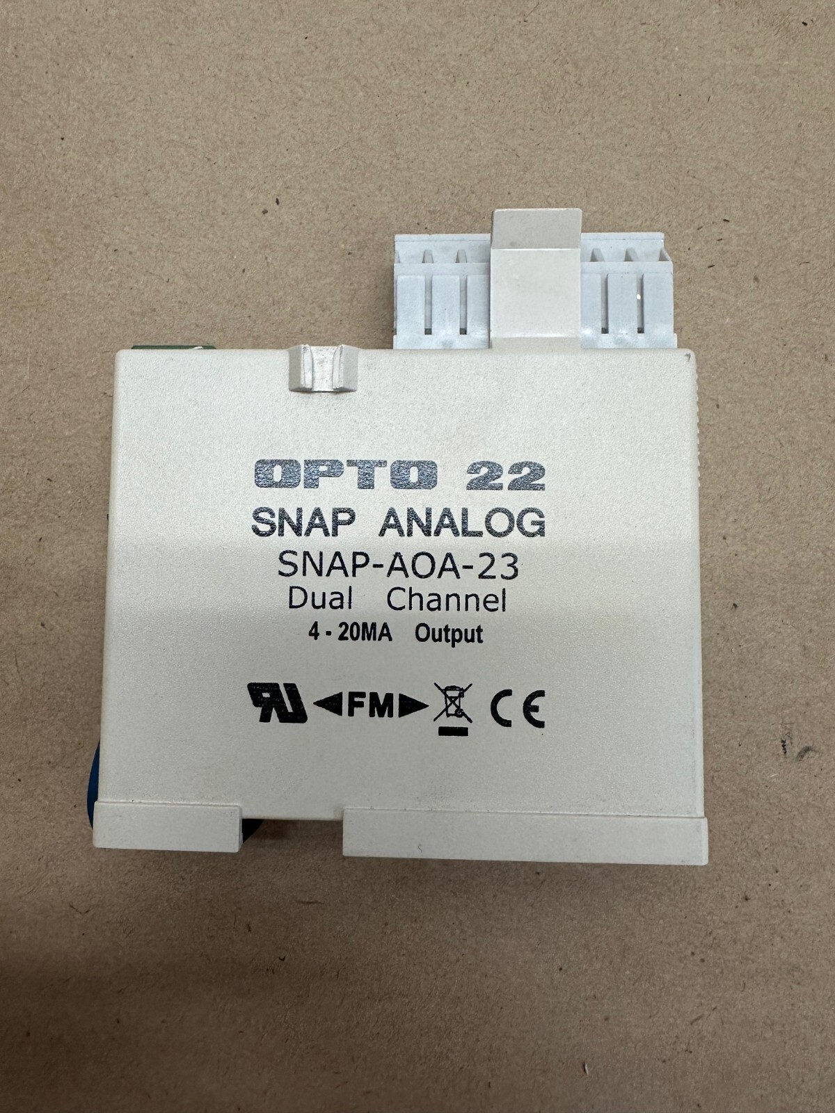Opto 22 SNAP-AOA-23 Analog Module, Dual Channel