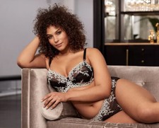 VTG 90 s Women s Wacoal Ebony Shifting Sand Floral Laced Underwire Bra 34DD Set