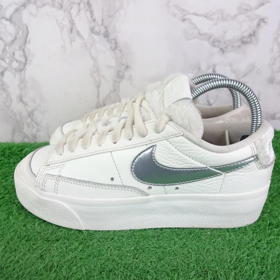 Nike Shoes Size 4 Womens White Trainers Metalic Low Sail Leather Festival Cream - Image 4 of 4