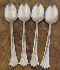 Oneida Spring Glen 4 Teaspoons Spoon Distinction Deluxe Stainless Flatware Lot K