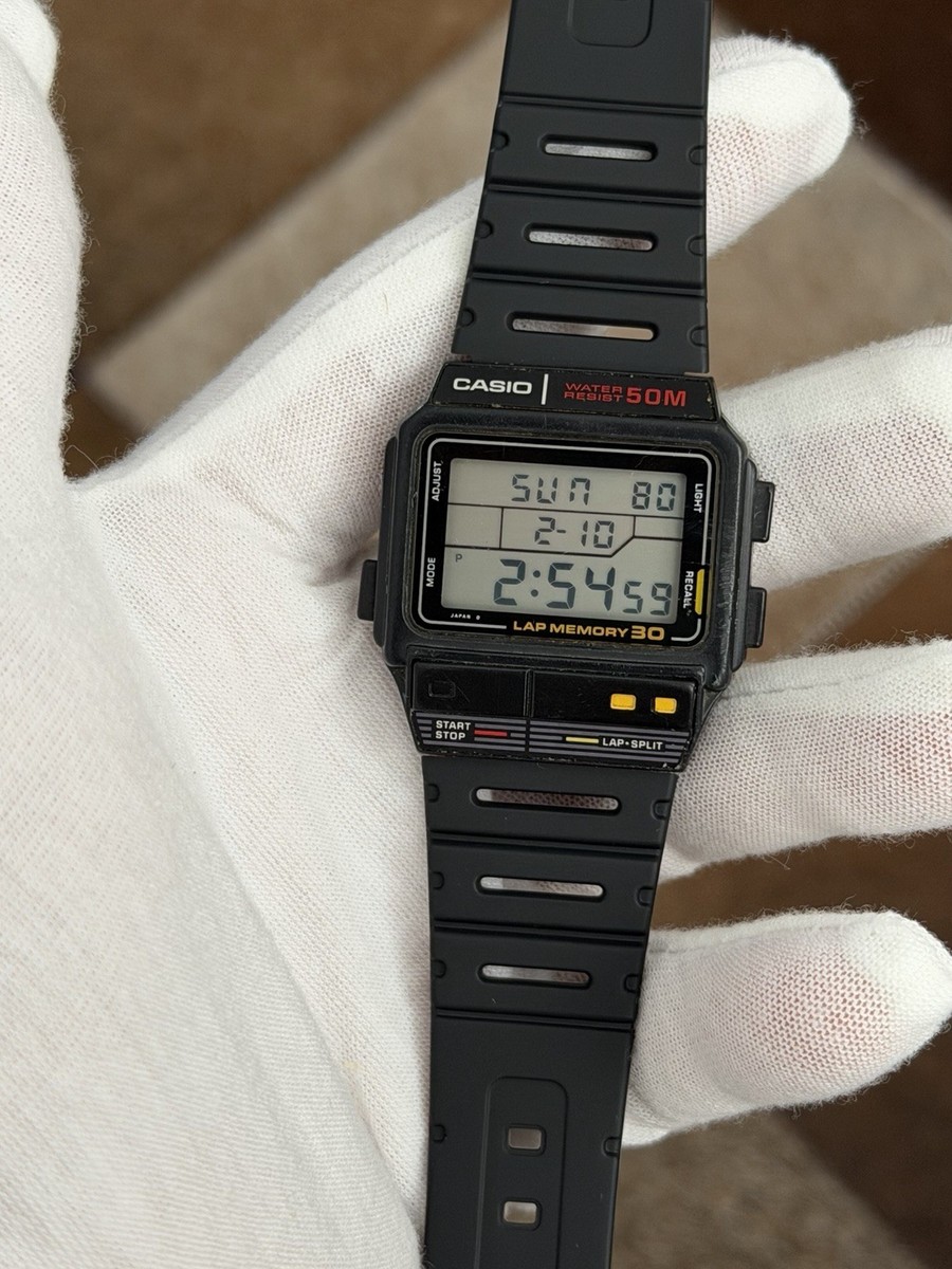 【美品】昭和レトロ カシオ スポーツウォッチ SDB-300W Rare Vintage Casio SDB-300W Lap Memory 30 Men's Digital Sports
