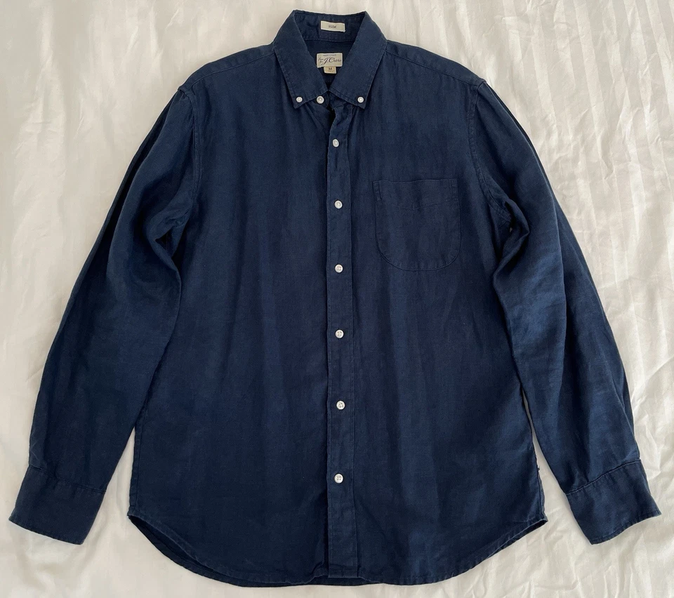 J. Camisa Crew Baird McNutt linho botão para baixo média slim fit tinta azul marinho - Imagem 3 de 4