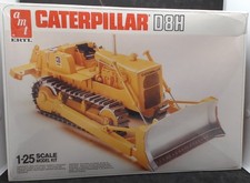AMT ERTL - CATERPILLAR D8H BULLDOZER - 1:25 - 1983 VINTAGE - KIT# 6670