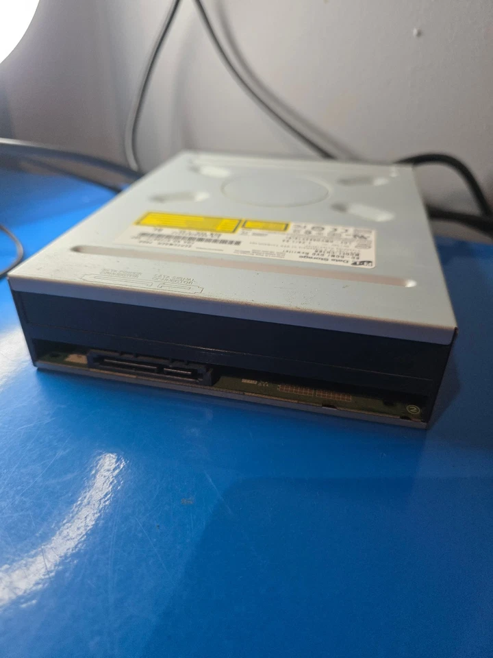 Blue-Ray Blu-ray Disc BD/DVD/CD Rewriter Bluray - Image 4 of 4