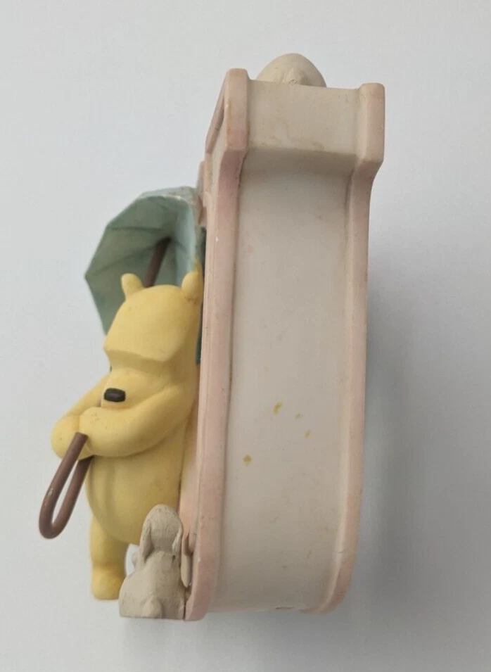 Disney Clásico Winnie The Pooh Colgante de Pared Rosa Letra 'U' Paraguas 3" Guardería Foto 4 de 4