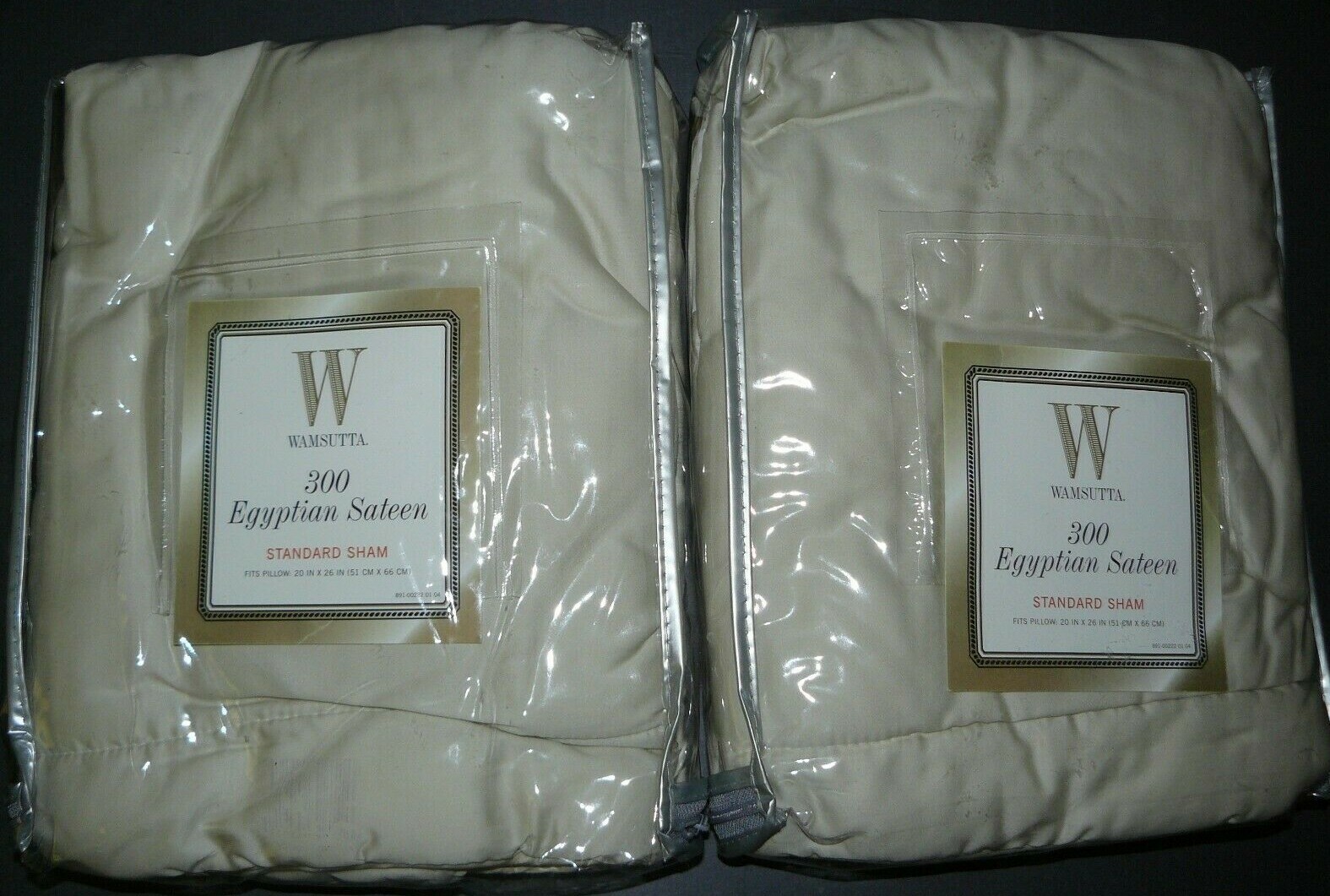 2 NEW Wamsutta 300 Egyptian Sateen Standard Pillow Shams (Color Canvas