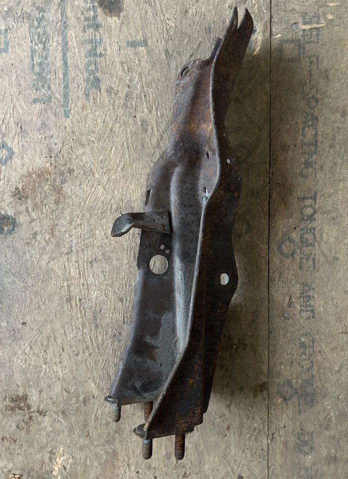 1964-1966 GTO 442 LeMans Cutlass Pedal Soporte BOP Original GM Foto 2 de 3