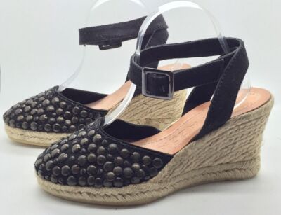 APEPAZZA 9 Close Toe Wedges Metal Beaded Ankle Strap Espadrille 40 Italy Black
