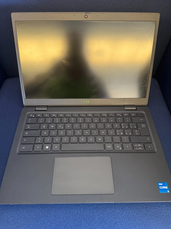 Dell Latitude 3420 · i5-1145G7 · 8GB · 256GB, foto 1 di 5