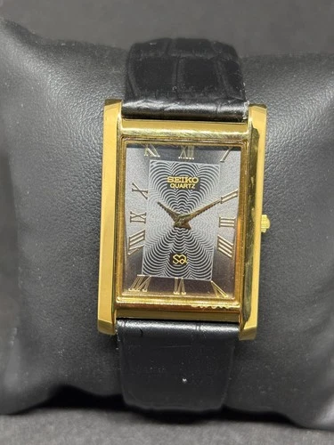Classic Vintage Seiko Slim Quartz Men's Wrist Watch