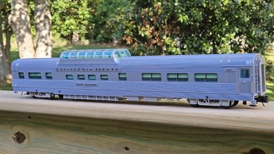 Atlas 21'' ''California Zephyr'' Dome Chair Car, ''Silver Schooner,''  3-Rail, New!