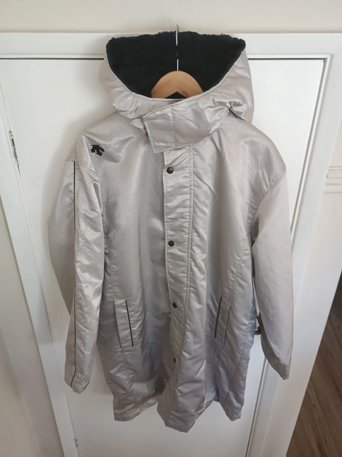Descente Ski Snow Men's Retro Vintage Jacket Winter Hooded Outdoor Coat - Large
Opens in a new windo