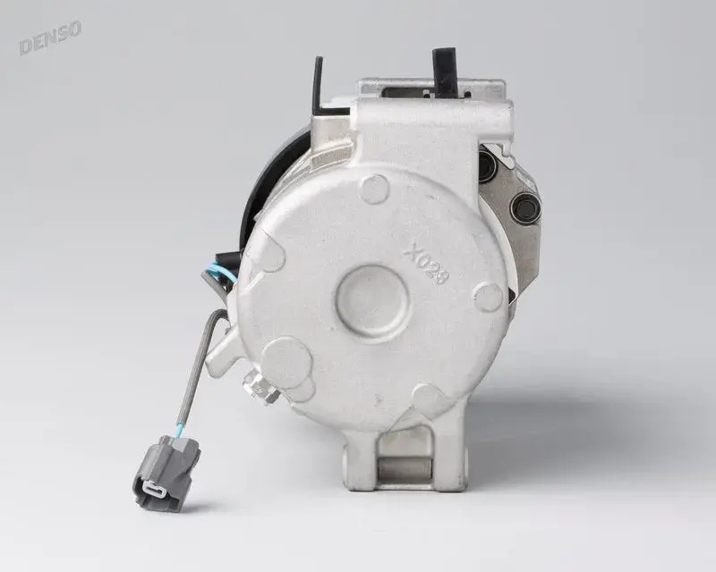 Air conditioning compressor R 134a ND-8 DCP40015 DENSO for HONDA FR-V
