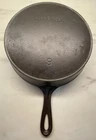 Antique Wagner Arc Logo #9 Cast Iron Skillet Heat Ring great shape