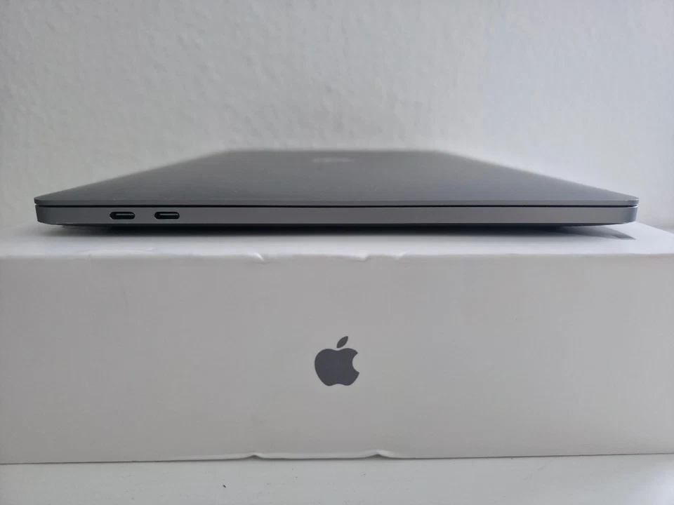 Apple MacBook Pro 13" M1 · 16GB · 2TB, Foto 4 von 5
