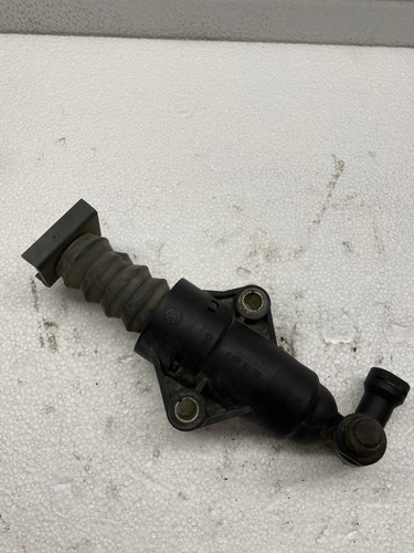 VW GOLF IV 1J1 Kupplungszylinder 1J0721261F 2002 17070033