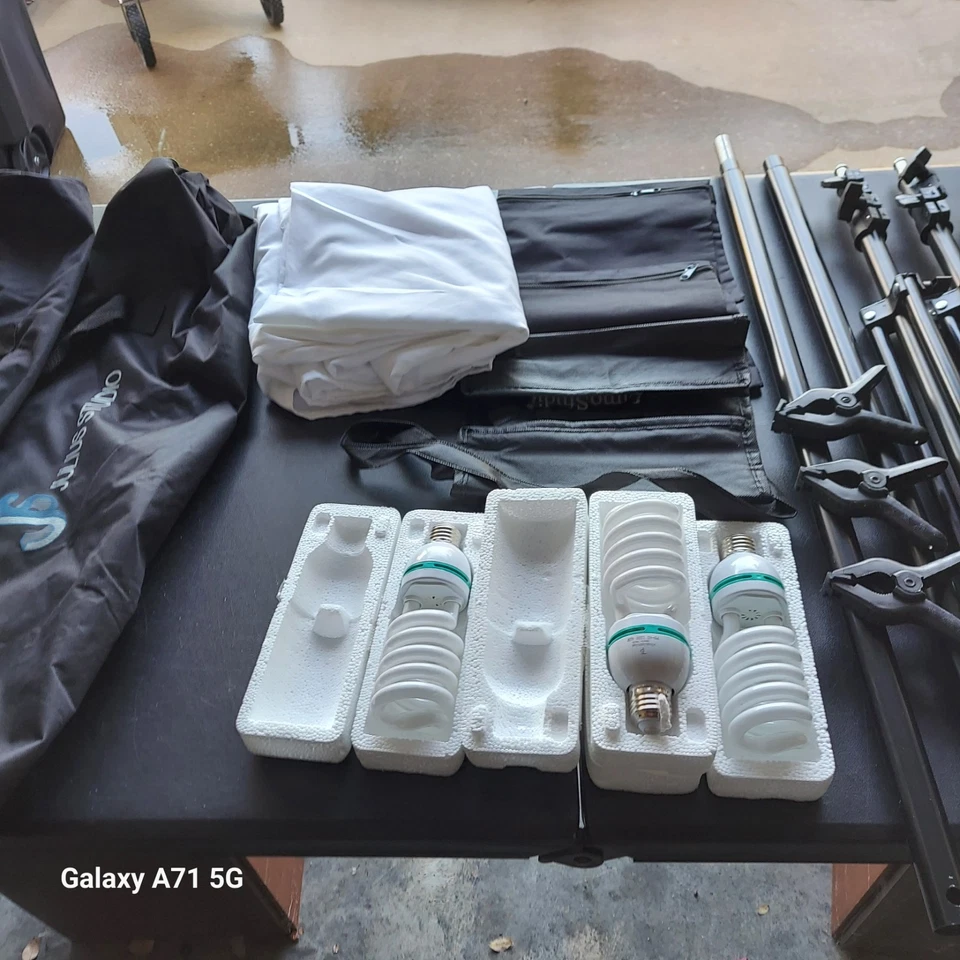 Portable Photo Studio In 2 Bag! - Image 3 of 4