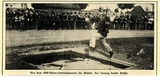 Milit&auml;rischer 1000-Meter-Hindernislauf Historische Aufnahme von 1912