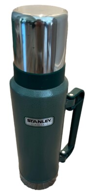 Stanley CLASSIC  Thermos Bottle 1.4 QT 1.32 Lt Folding Handle 20-00555