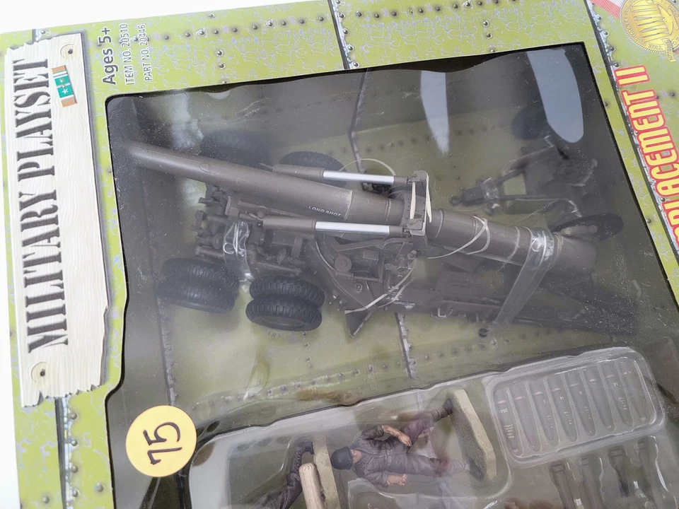 WWII 1:32 Heavy Artillery Playset RARE 21st Century Ultimate Soldier w/ 3 Figs - Image 4 of 4