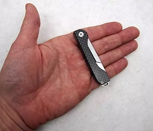 outROAR Gear Folding Scalpel Knife with Carbon Fiber Handle & 10 Replaceable - Picture 3 of 9