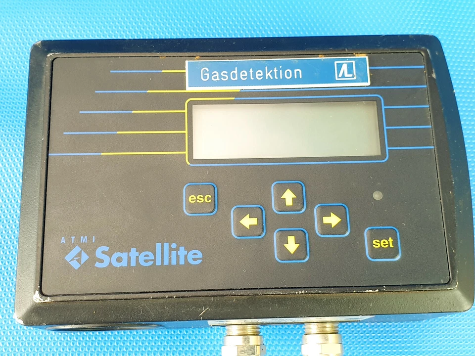 ATMI FMK Satellite R Digital Continuous Gas Monitor 9602-0505 Inkl. MwSt. - Изображение 2 из 4