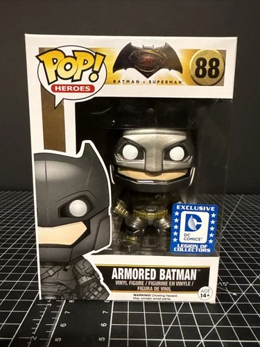 Funko Pop! Armored Batman #88 DC Legion Of Collectors Exclusive w/ Protector BvS
