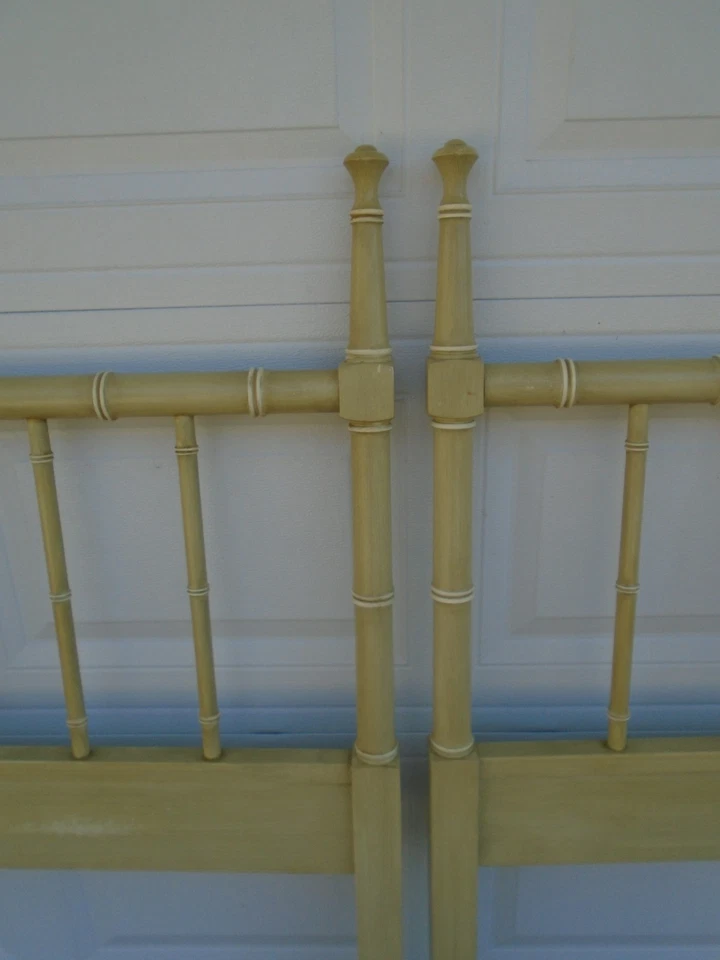 Juego de 2 cabeceros Henry Link póster imitación bambú tamaño doble par Bali Hai Regency Foto 3 de 4