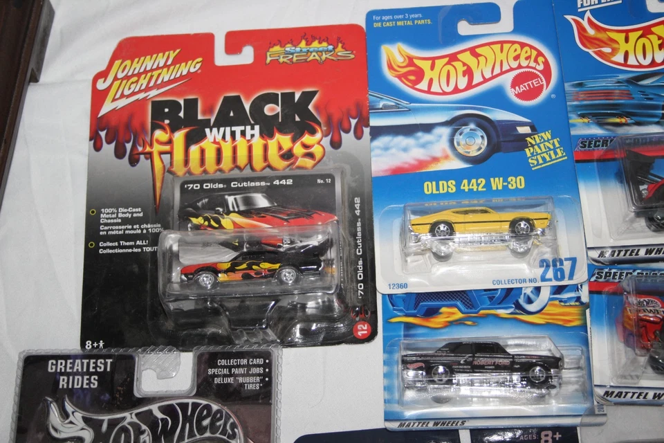 HOT WHEELS Johnny Lightning Lot 14 x Sealed Cars Flames Drag Hall Legends - Image 4 of 4