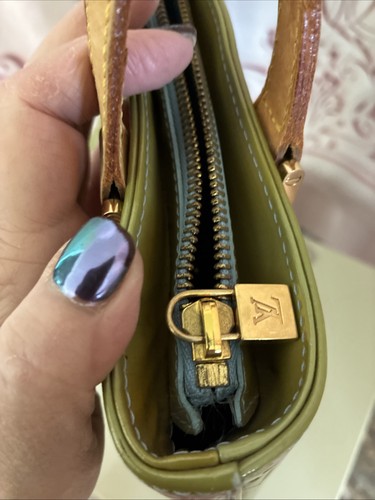 Louis Vuitton Houston Green Patent Vernis Leather Handbag Double Handle W/ COA - Picture 9 of 23