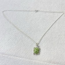 Beautiful Silver Plated Turtle Pendant Necklace 19  Green Peridot