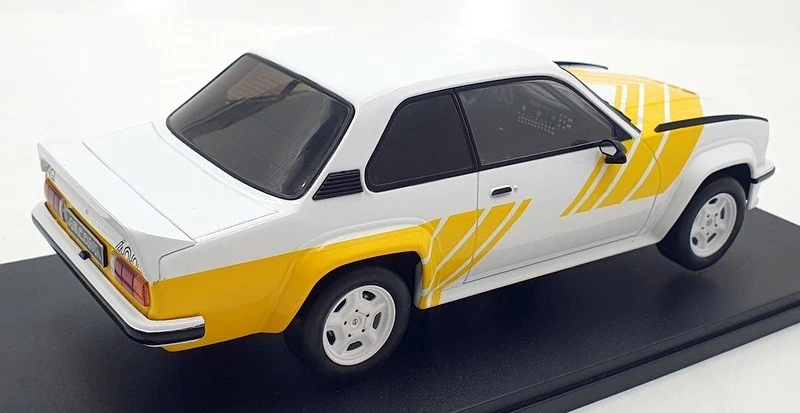 Modelos IXO 1/18 Escala Diecast 18CMC127 - Opel Ascona B 400 1982 - Blanco Foto 2 de 4