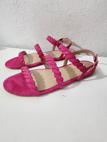 Stuart Weitzman Twistie flache rosa Wildleder-Sandale mit Knöchelriemen Größe 7,5B