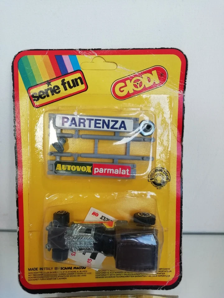 GIODI ITALY DRAGSTER CON ACCESORIOS EN MARRÓN CASI COMO NUEVO EN BLISTER MUY ... - Imagen 2 de 4