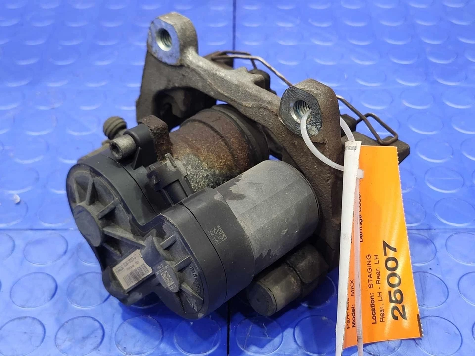 Conjunto de pinza de freno trasera Ford Edge Escape Fusion lado izquierdo del conductor OEM Foto 4 de 4