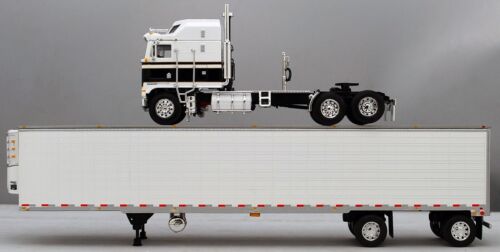 DCP WHITE BLACK KENWORTH 1/64 60-1558