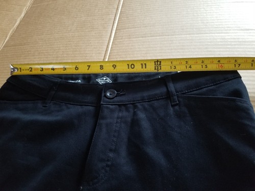 St John's Bay NWT Women 14W Black Easy Fit Through Hip Thigh Bermuda Shorts #050 - Picture 8 of 10