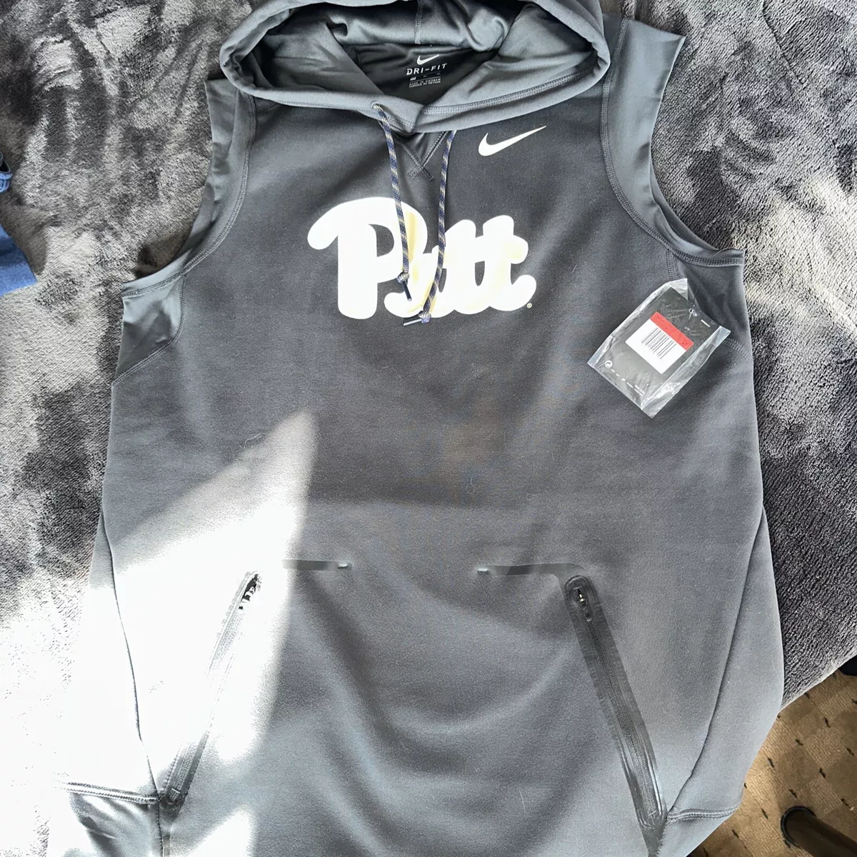 Nike therma sale sleeveless hoodie