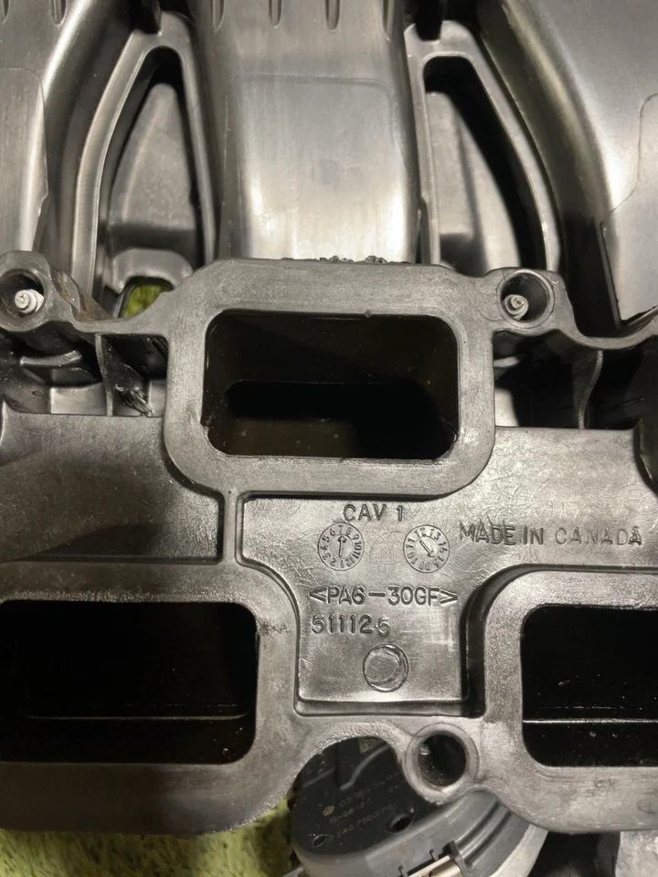 ✅ Colector de admisión Chrysler 200 2017 3,6 L con válvula de cuerpo de acelerador Foto 3 de 4