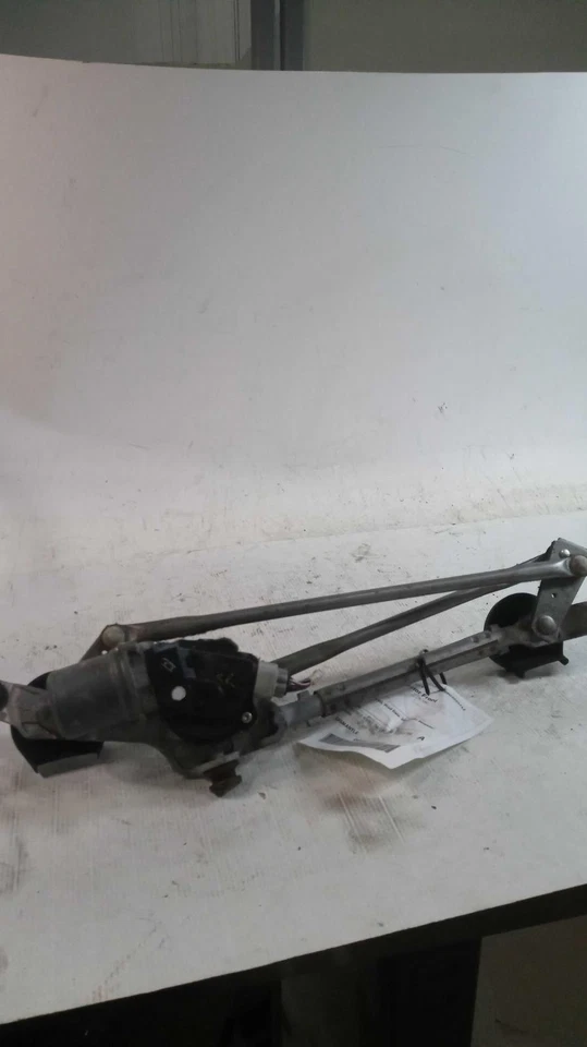 Subaru Legacy 2016 motor limpiaparabrisas OEM 86511AL02A negro 92 k millas Foto 2 de 4
