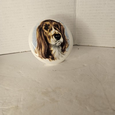 Setter Figurine Fine Bone China Round  Figurine