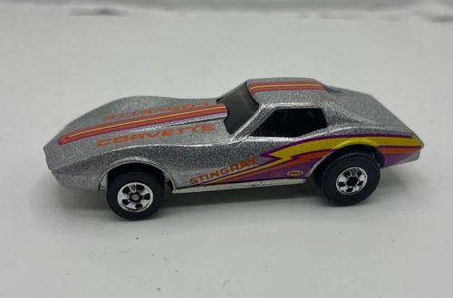 Vintage 1975 Hot Wheels Corvette Stingray Silver Loose. Blister Pull Metal Base.
