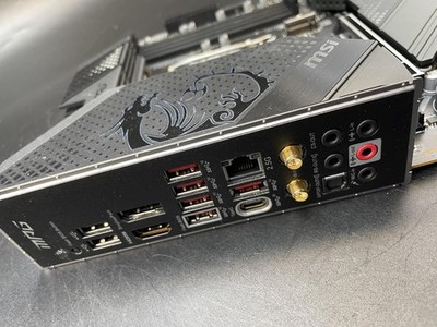 MSi MPG Z690 EDGE WIFI DDR4 Gaming Motherboard PC1726478