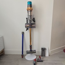 Dyson V15 Detect Absolute + Stand