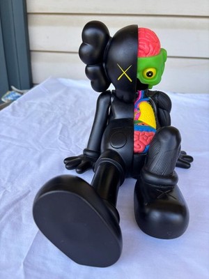 KAWS Companion Black Figure Relaxed Anatomical   Authentic Medicom Toy Preowned