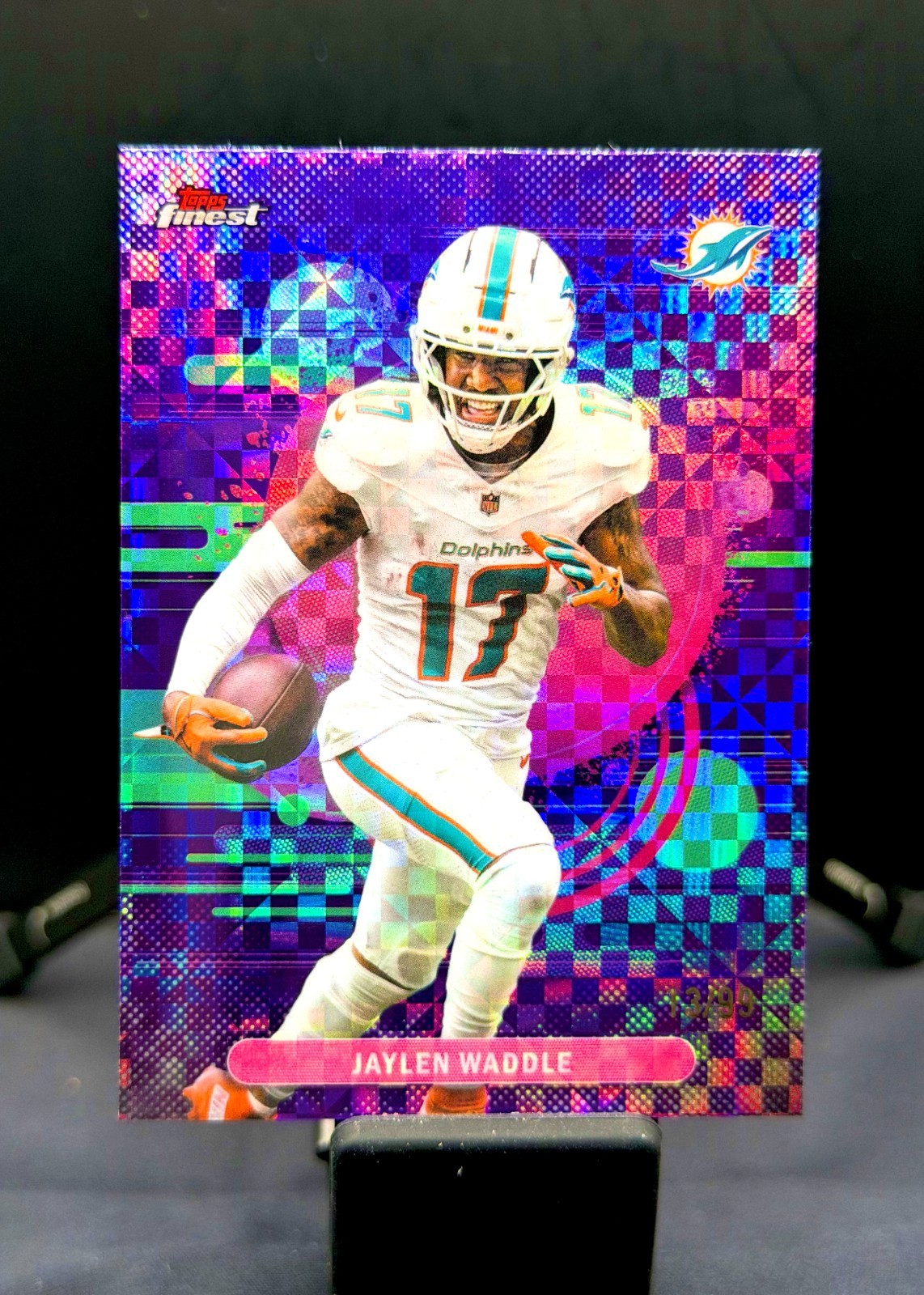 2025 Topps Finest Jaylen Waddle Uncommon Purple X-Fractor /99 Dolphins
