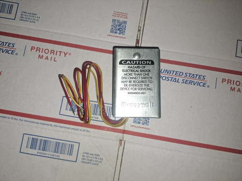 OEM HONEYWELL ZONE VALVE V8043E 1012 Mortorized Head - V8043F 1061 1020 Original