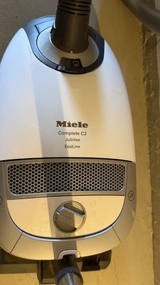 Miele Complete C2 Powerline Bodenstaubsauger mit Beutel - Lotosweiß (12034800)