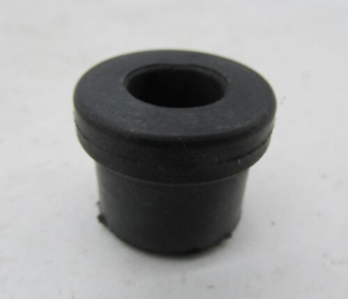 Buje del tanque de gasolina delantero Harley-Davidson Aermacchi genuino NOS 61138-61P - Imagen 3 de 7